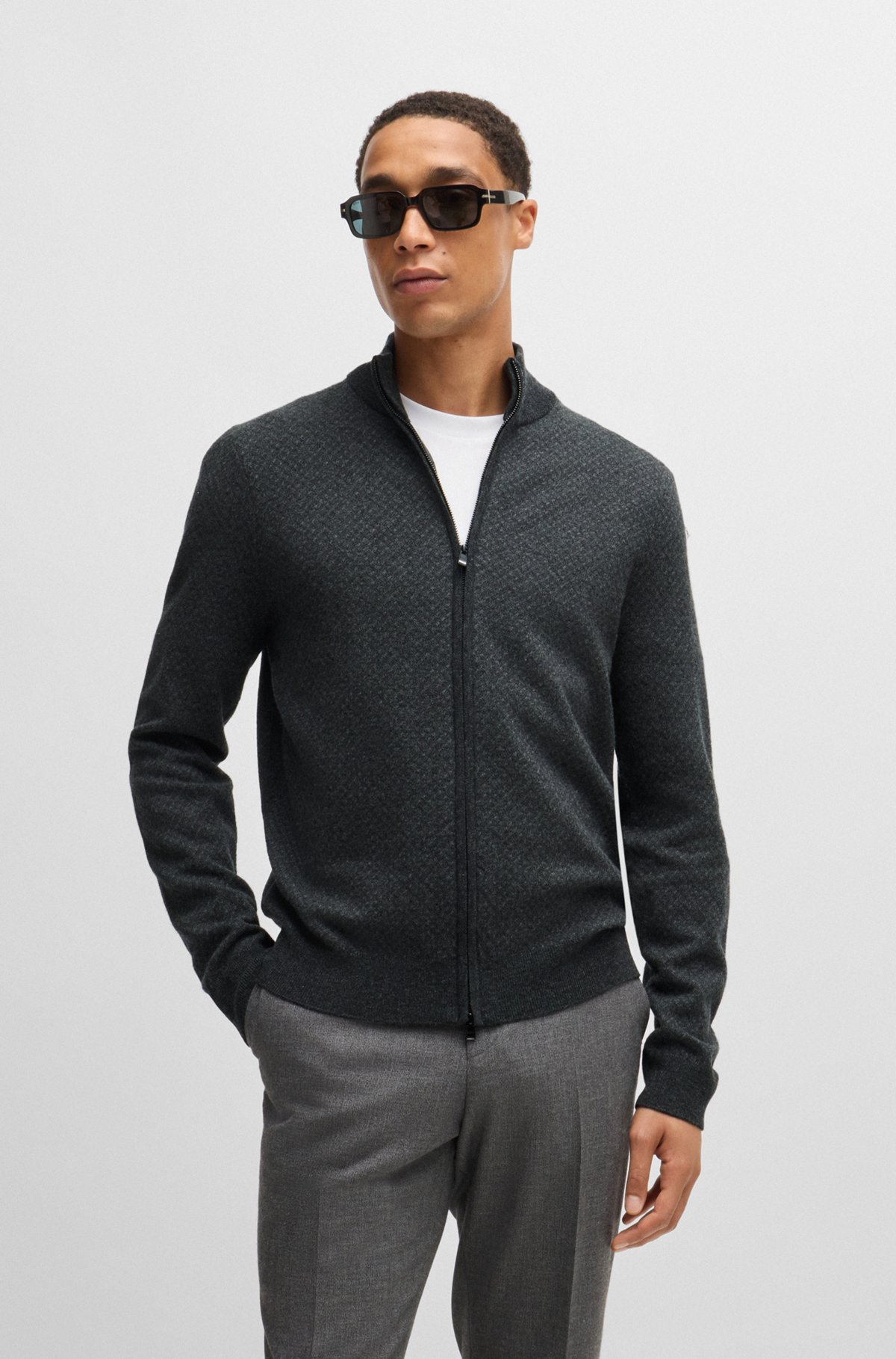 Top Choice Zip-up knitted cardigan in virgin wool and cotton